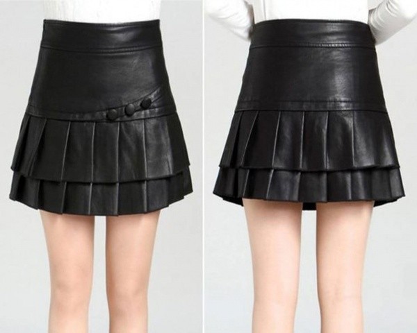 pleated_leather_mini_skirt_with_3_buttons_pleated.jpg
